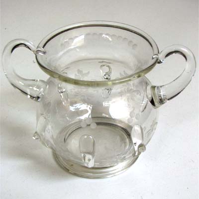 Glas-Vase, mundgeblasen und handgeschliffen