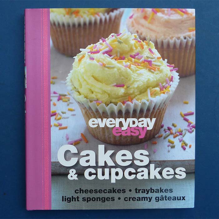Cakes & Cupcakes - Everyday easy