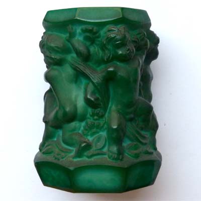 kleine Vase, Putten, Achatglas
