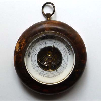 altes Barometer, J. G., geschliffenes Glas