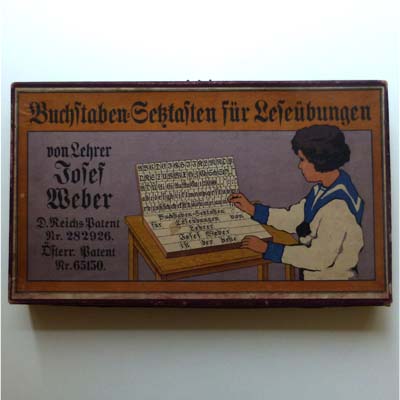 Buchstaben-Setzkasten für Leseübungen, um 1910