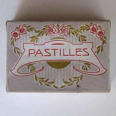 Pastilles, alte Pappschachtel