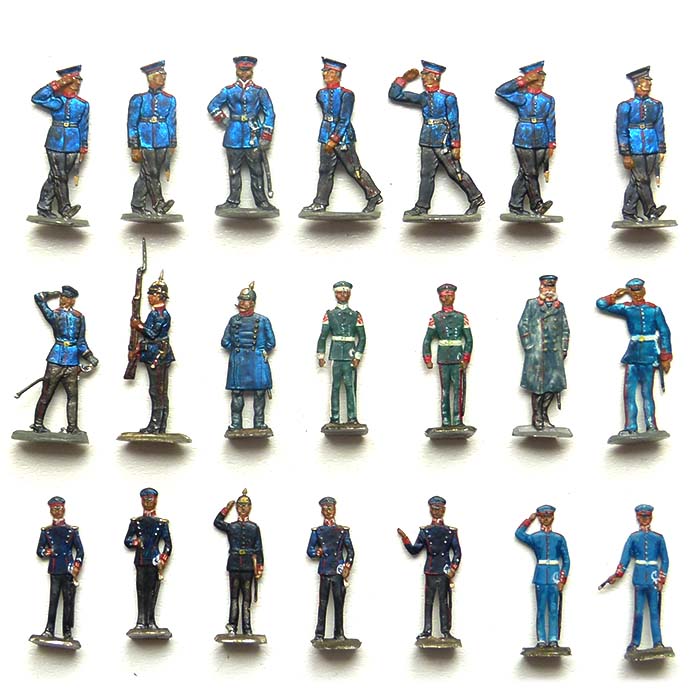 Zinnfiguren, Soldaten, Konvolut, 21 Stück