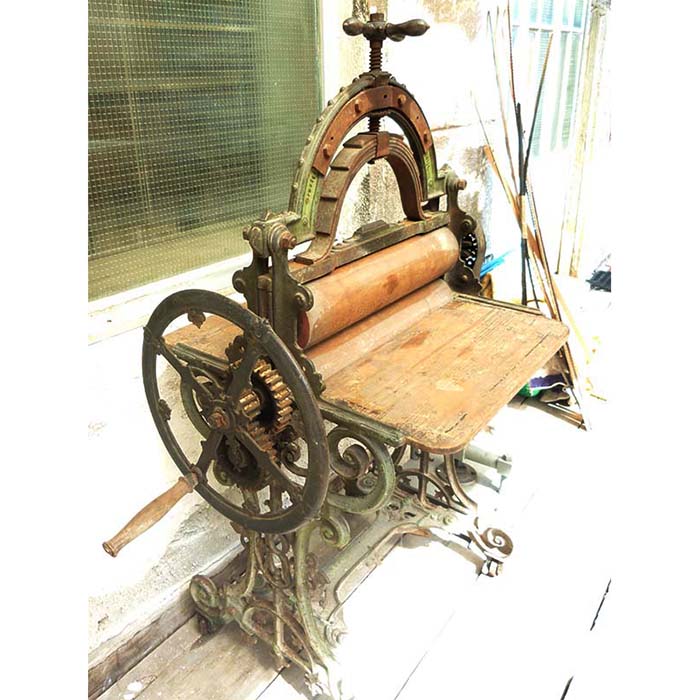 alte Filzpress-Maschine, Hutmacher, sehr schwer