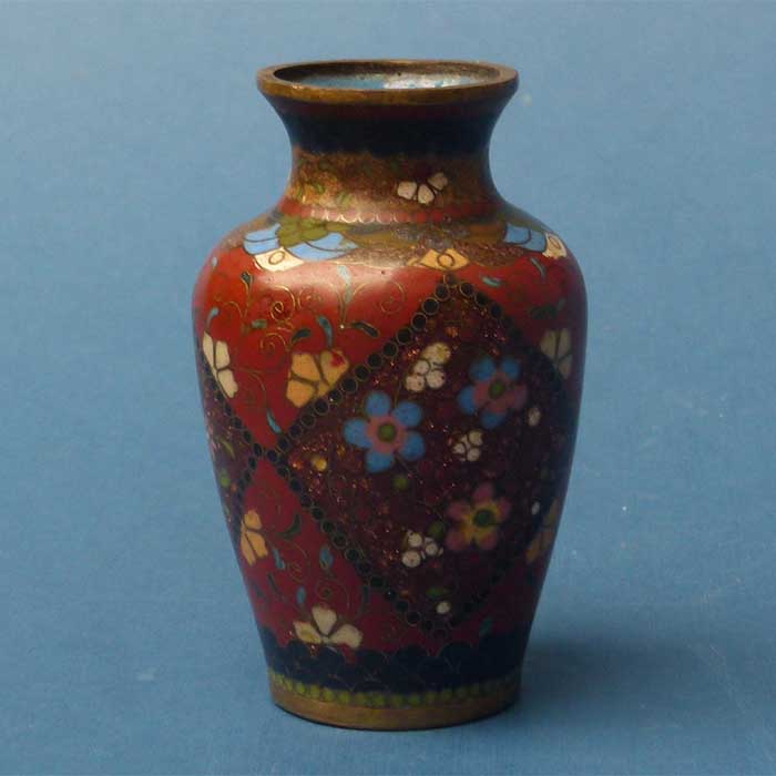 Cloissonee, kleine Vase, alt, emailiert