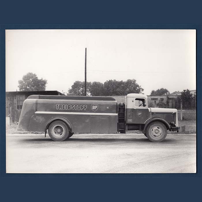 Auto / LKW, alte Fotografie, BP / British Petroleum