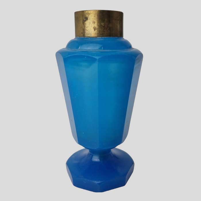 Biedermeier-Vase, blaues Glas, Messinabschluss, um 1840