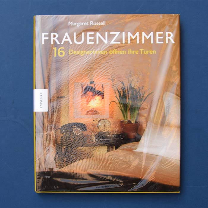 Frauenzimmer, Margaret Russell, 2002